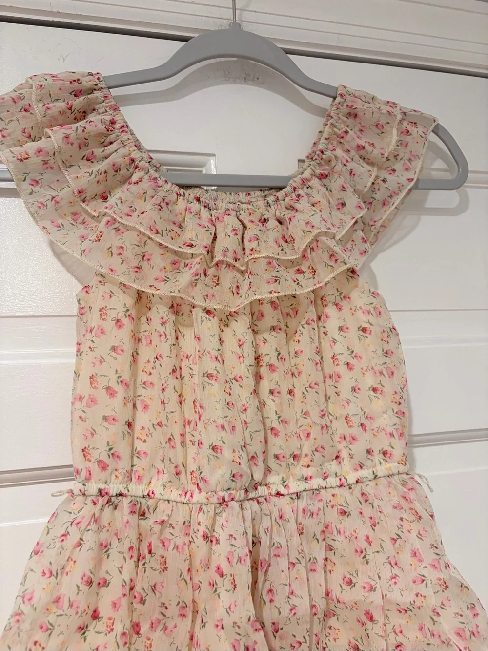 Forever 21 Girls Floral Tiered Ruffle Dress Size 7/8 Cream Pink